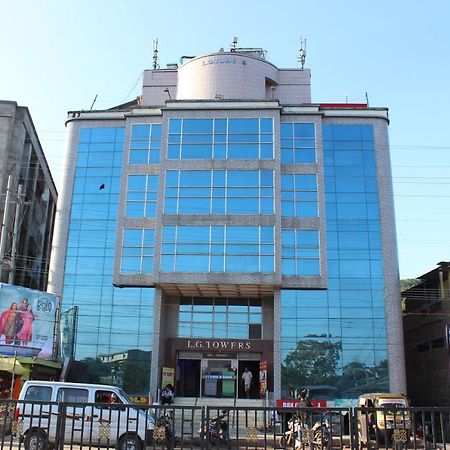 Lg Towers Hotel Гувахати Екстериор снимка